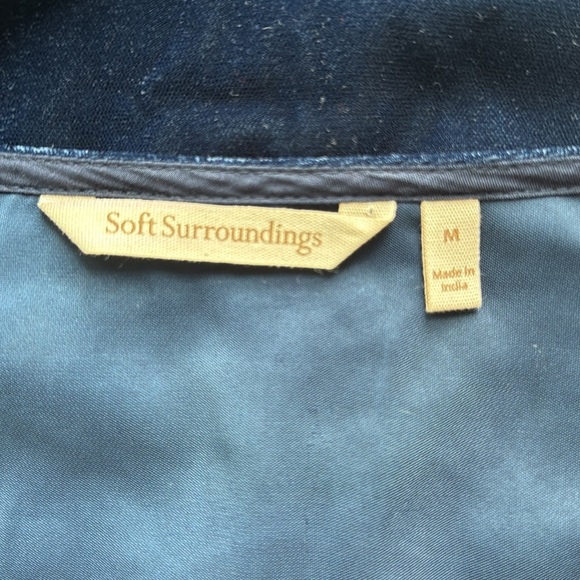 Soft Surroundings Blue Lilian Velvet Top. Embroidered. Size Medium. - Picture 10 of 12